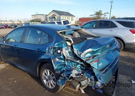 2025 Toyota Camry Le from USA, damaged, VIN 4T1DAACK5SU638995